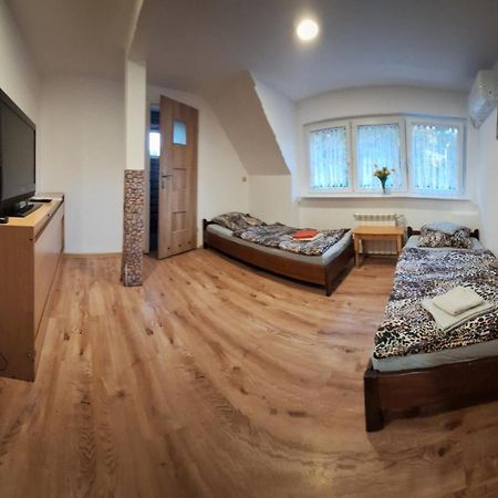 Knajpa Sorba Hotel Skwierzyna Bagian luar foto