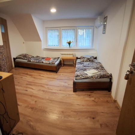 Knajpa Sorba Hotel Skwierzyna Bagian luar foto