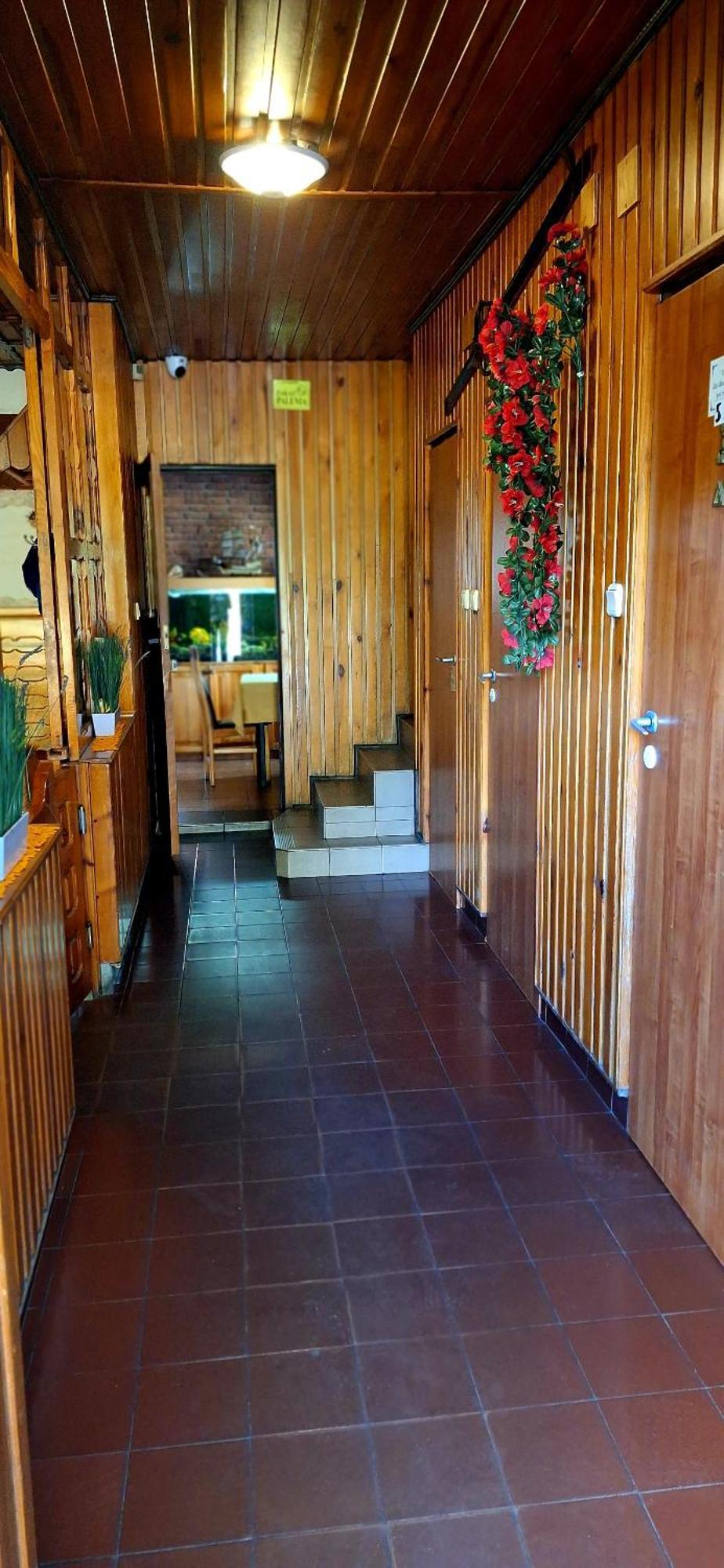 Knajpa Sorba Hotel Skwierzyna Bagian luar foto