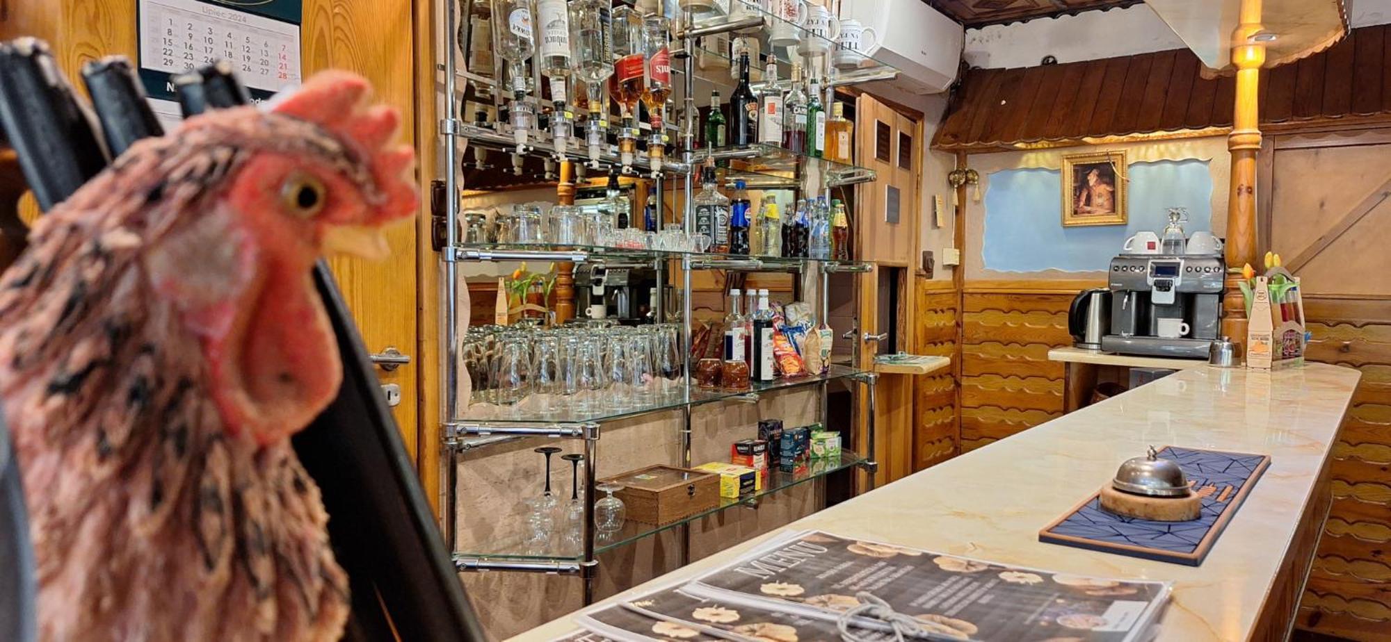Knajpa Sorba Hotel Skwierzyna Bagian luar foto