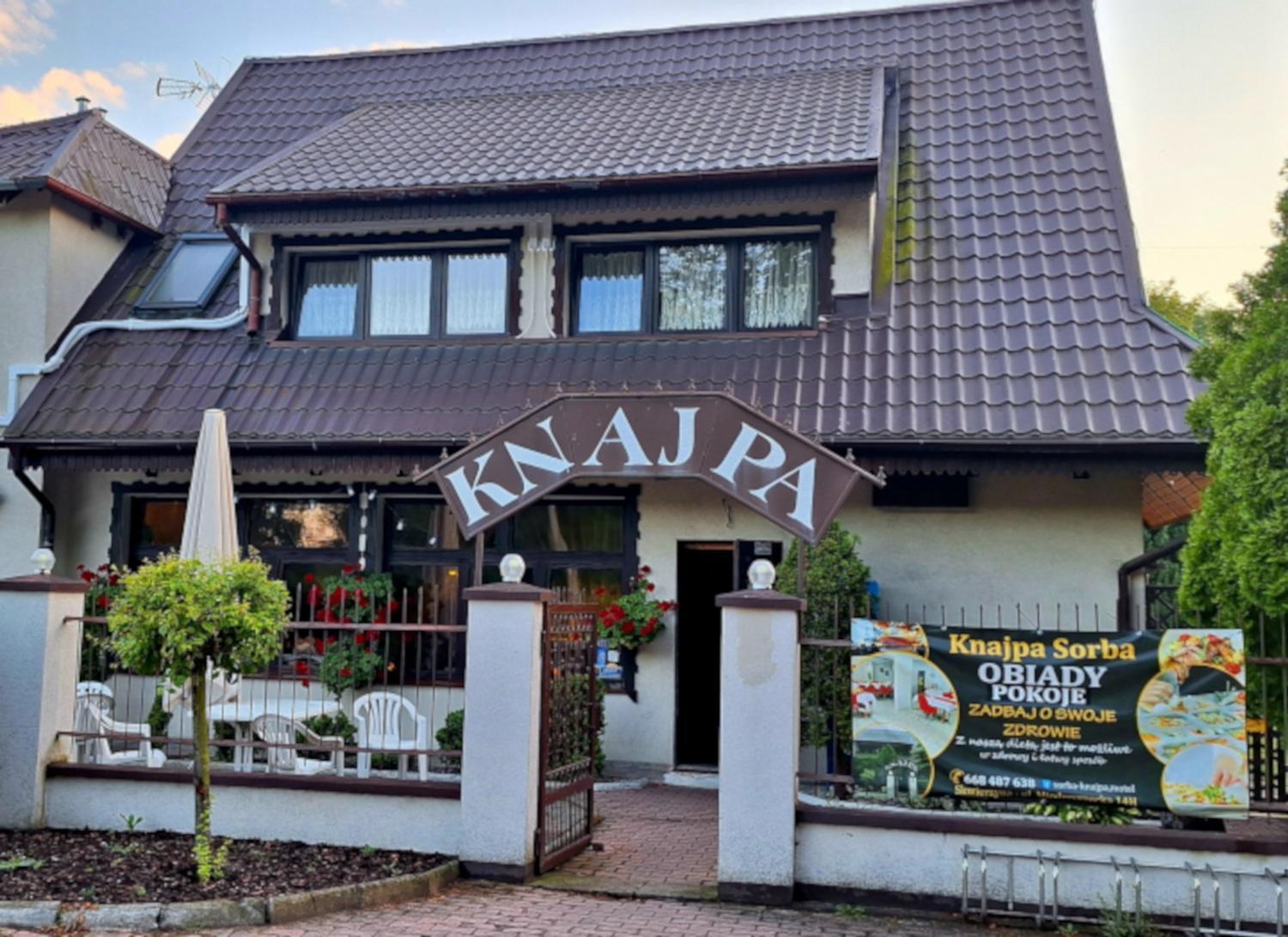 Knajpa Sorba Hotel Skwierzyna Bagian luar foto